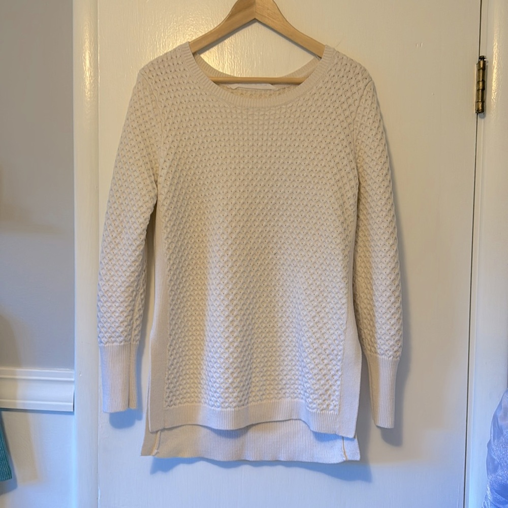 Athleta sweater - women’s Medium. Cream, soft.